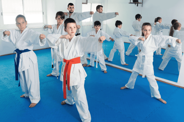 Teknik Dasar Dalam Karate