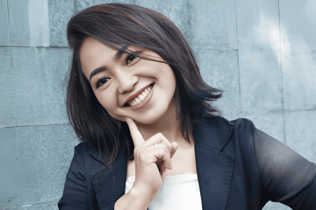 Tentang Mpok Alpa Alias Nina Carolina