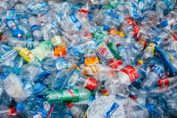 Dampak plastik terhadap lingkungan